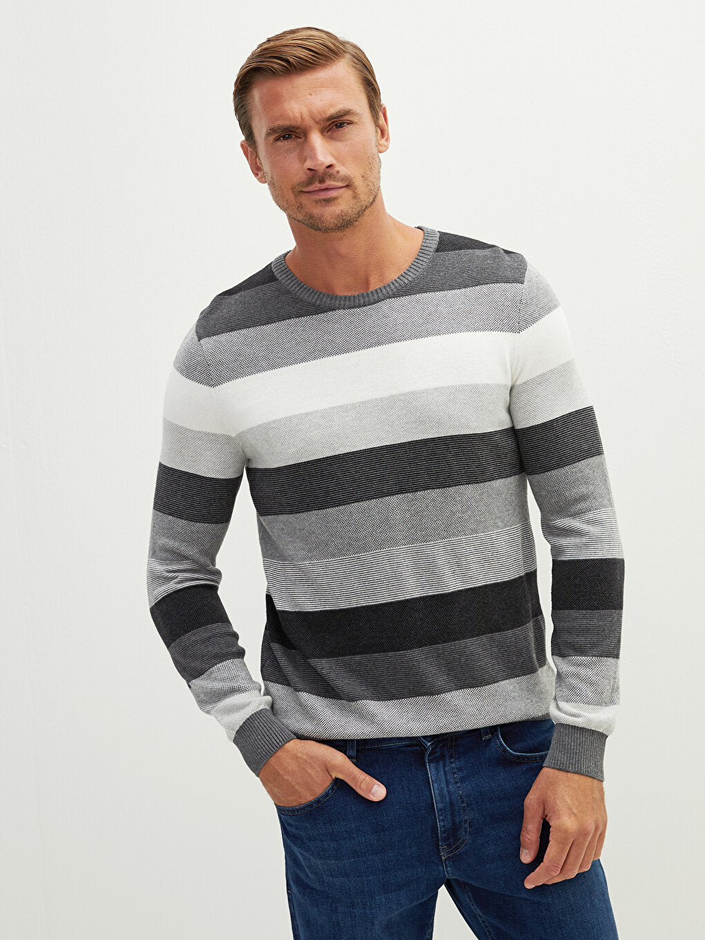 Crew Neck Long Sleeve Color Block Men's Knitwear Sweater