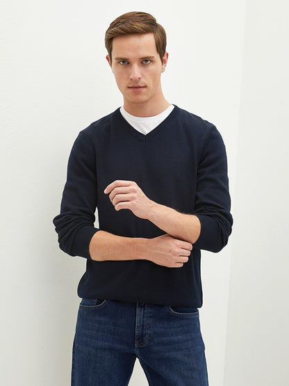 V-Neck Long Sleeve Basic Thin Men's Knitwear Sweater