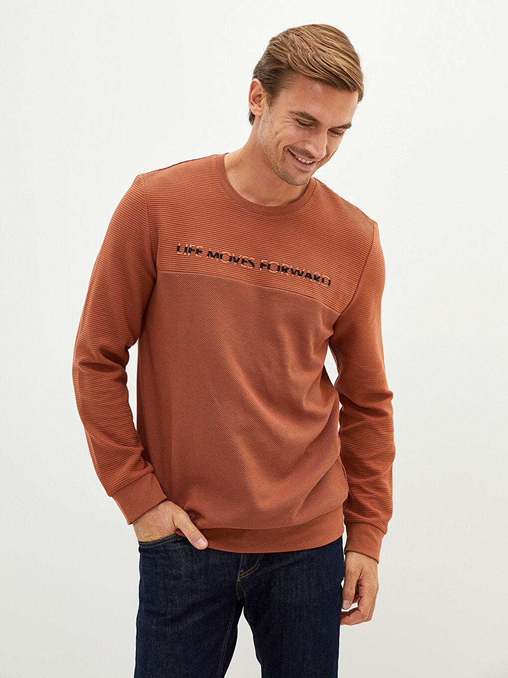 Crew Neck Long Sleeve Printed Men's Sweatshirt