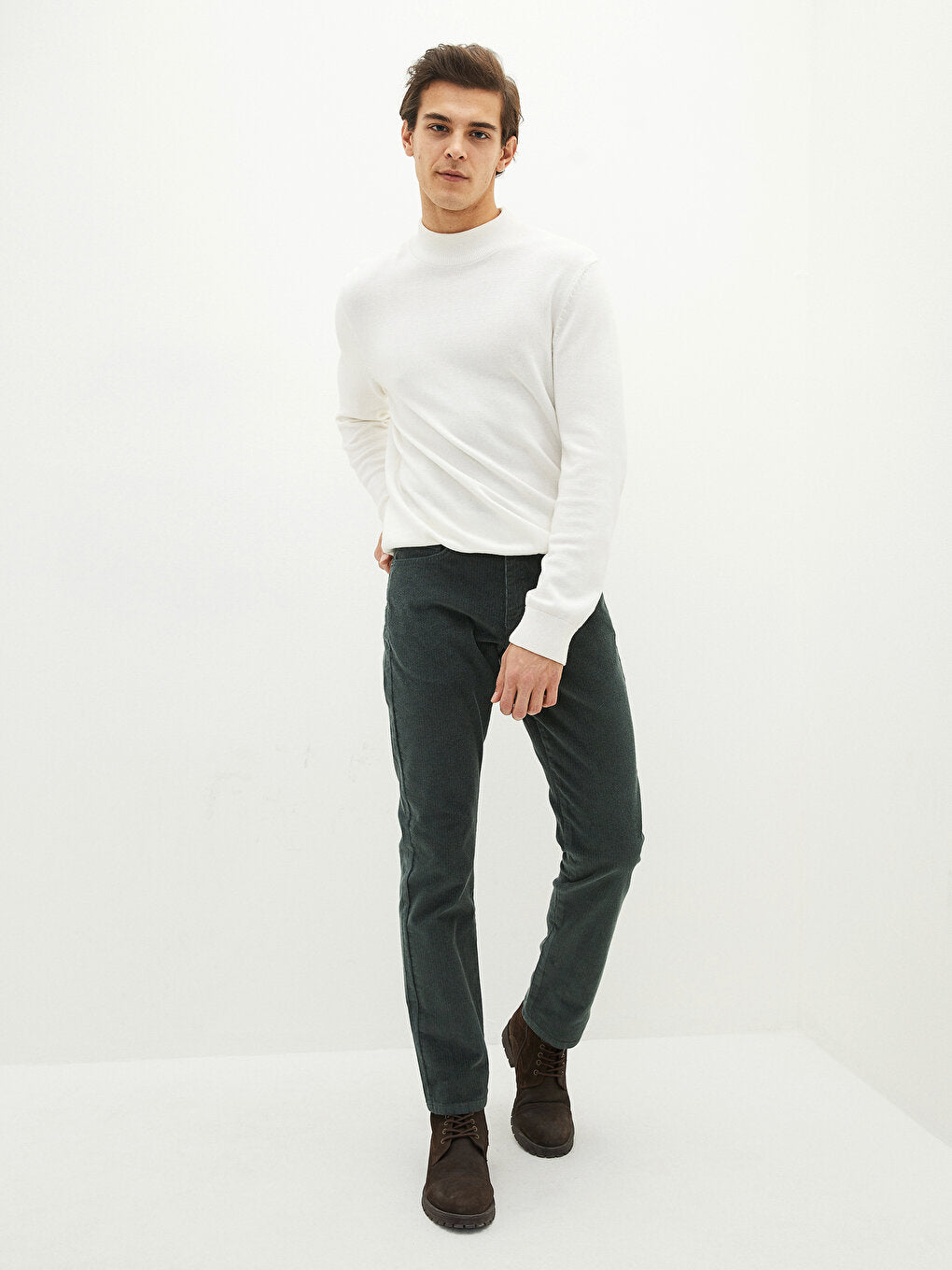 Standard Fit Velvet Men's Chino Trousers