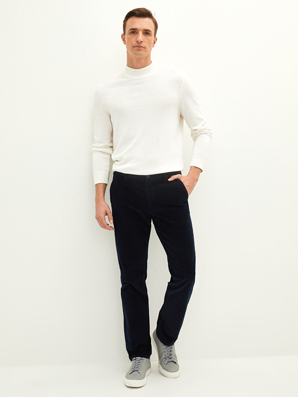 Standard Fit Velvet Men's Chino Trousers