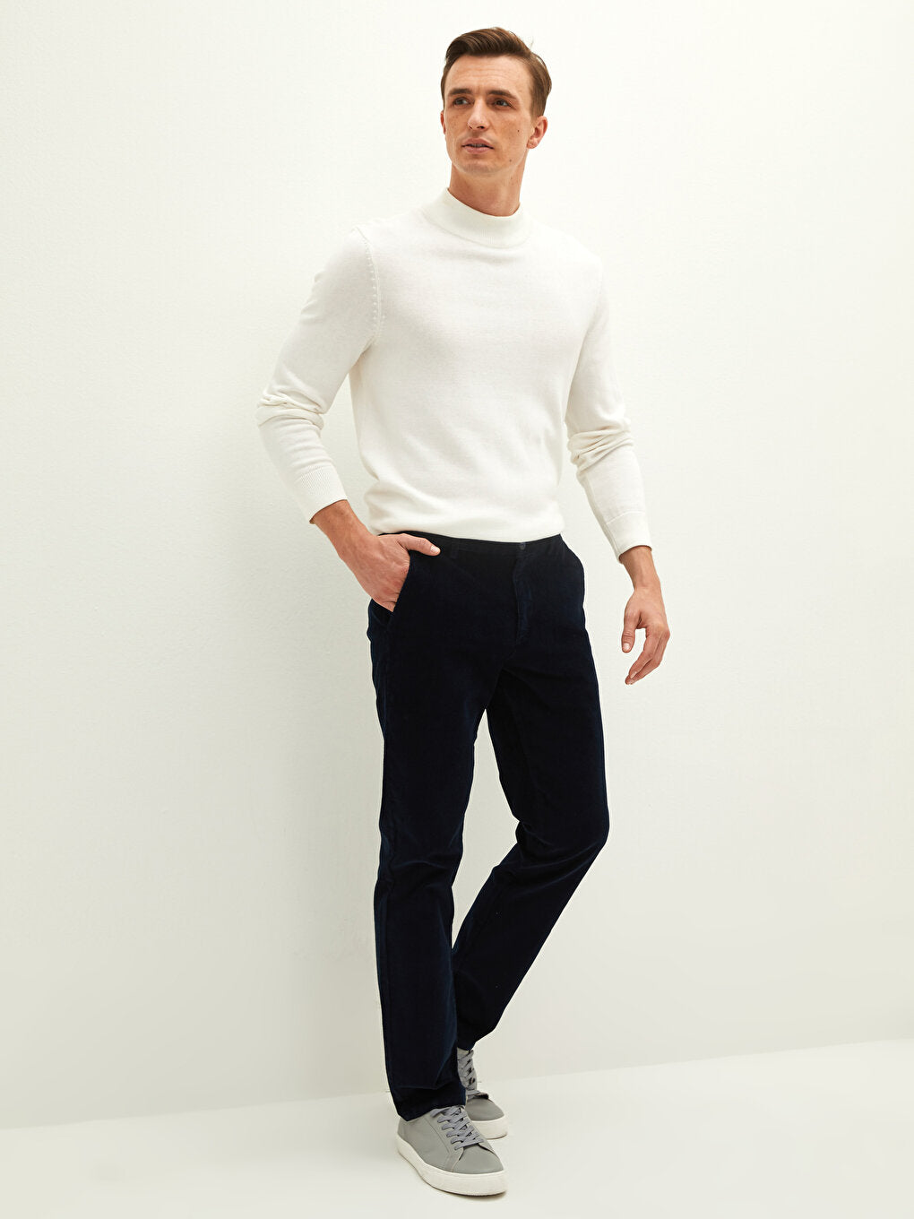 Standard Fit Velvet Men's Chino Trousers