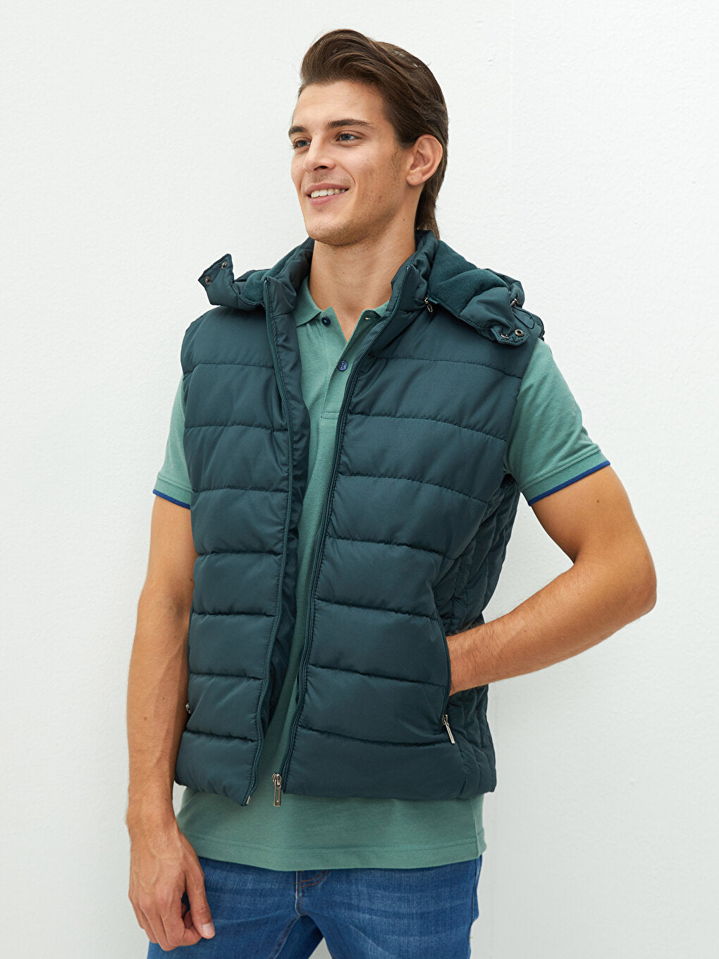 Standard Mold Hooded Men's Vest