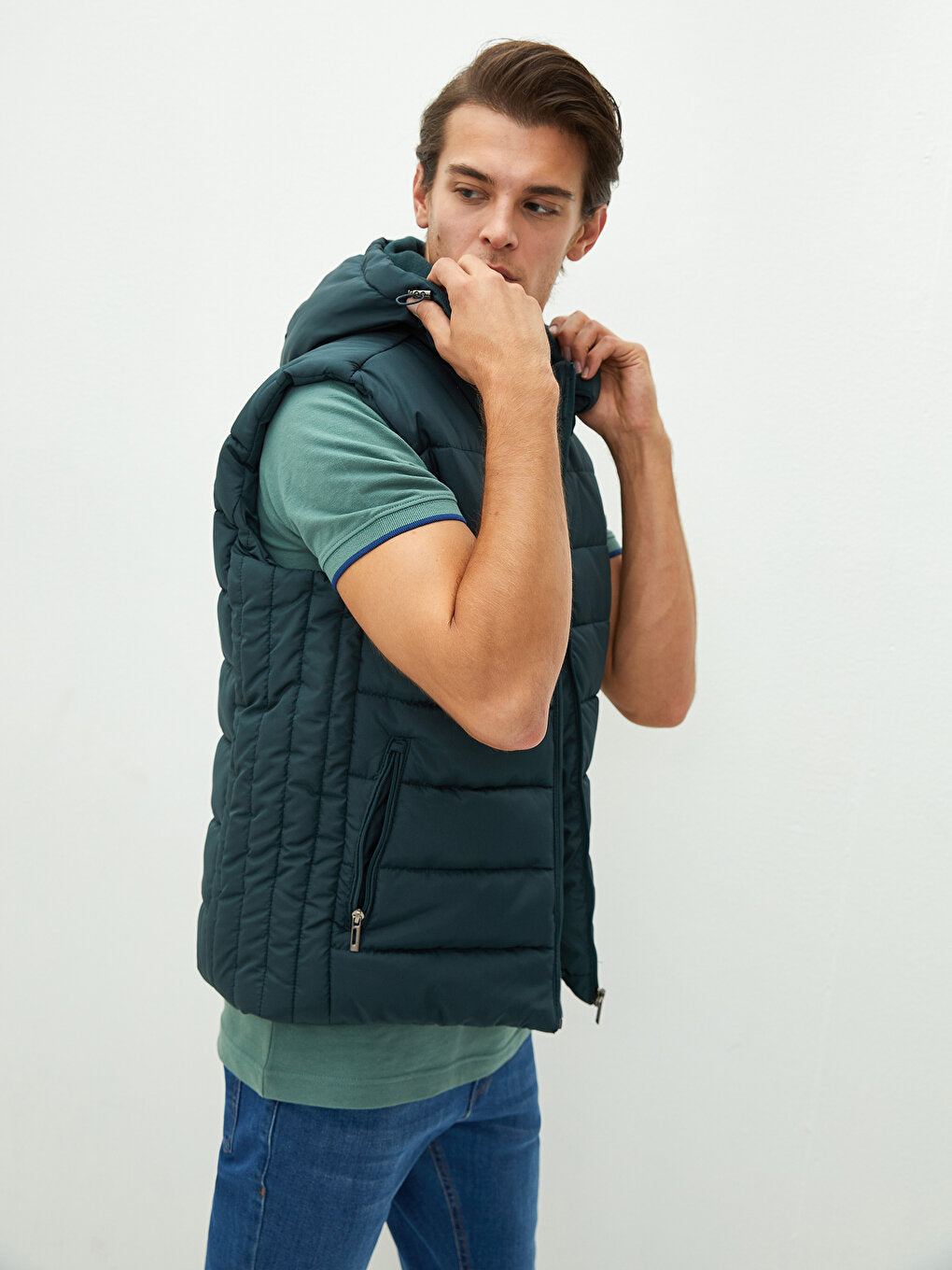 Standard Mold Hooded Men's Vest