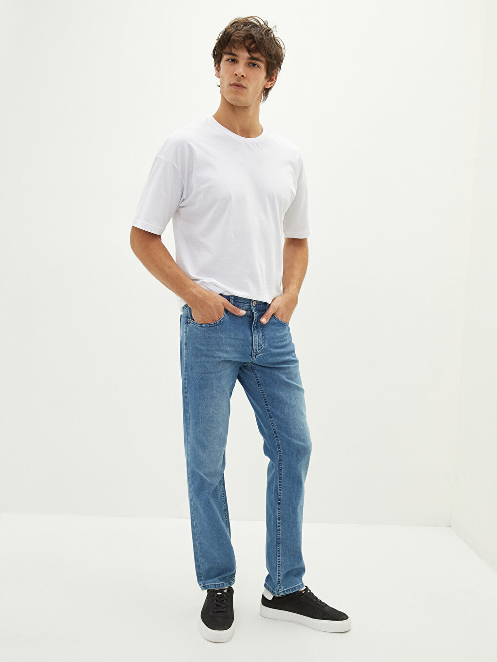 779 Regular Fit Men's Jean Trousers