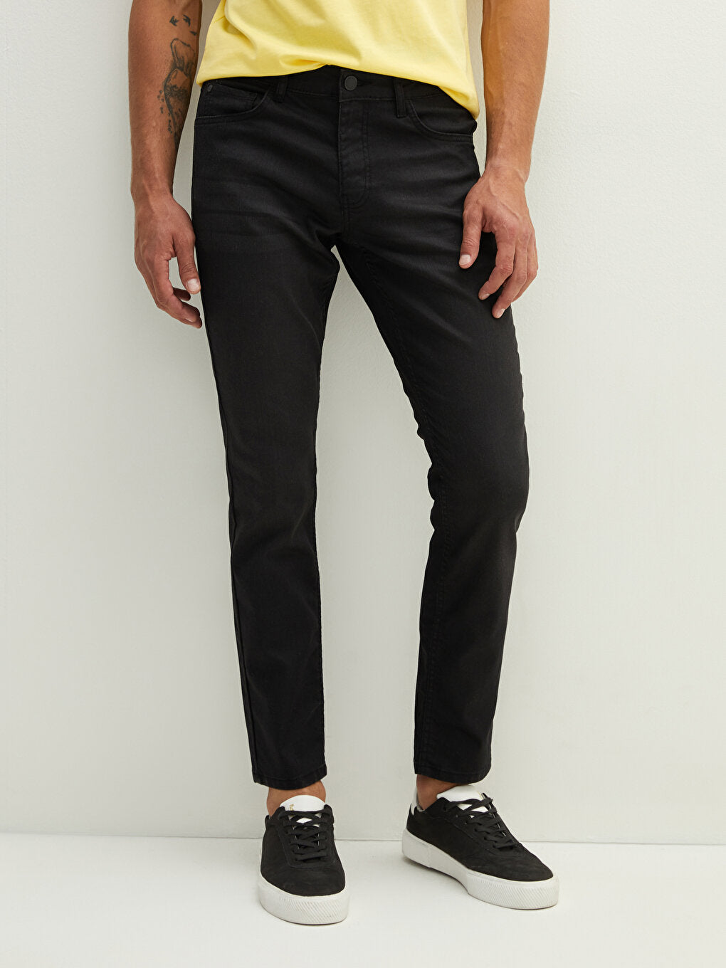 750 Slim Fit Men's Jean Trousers