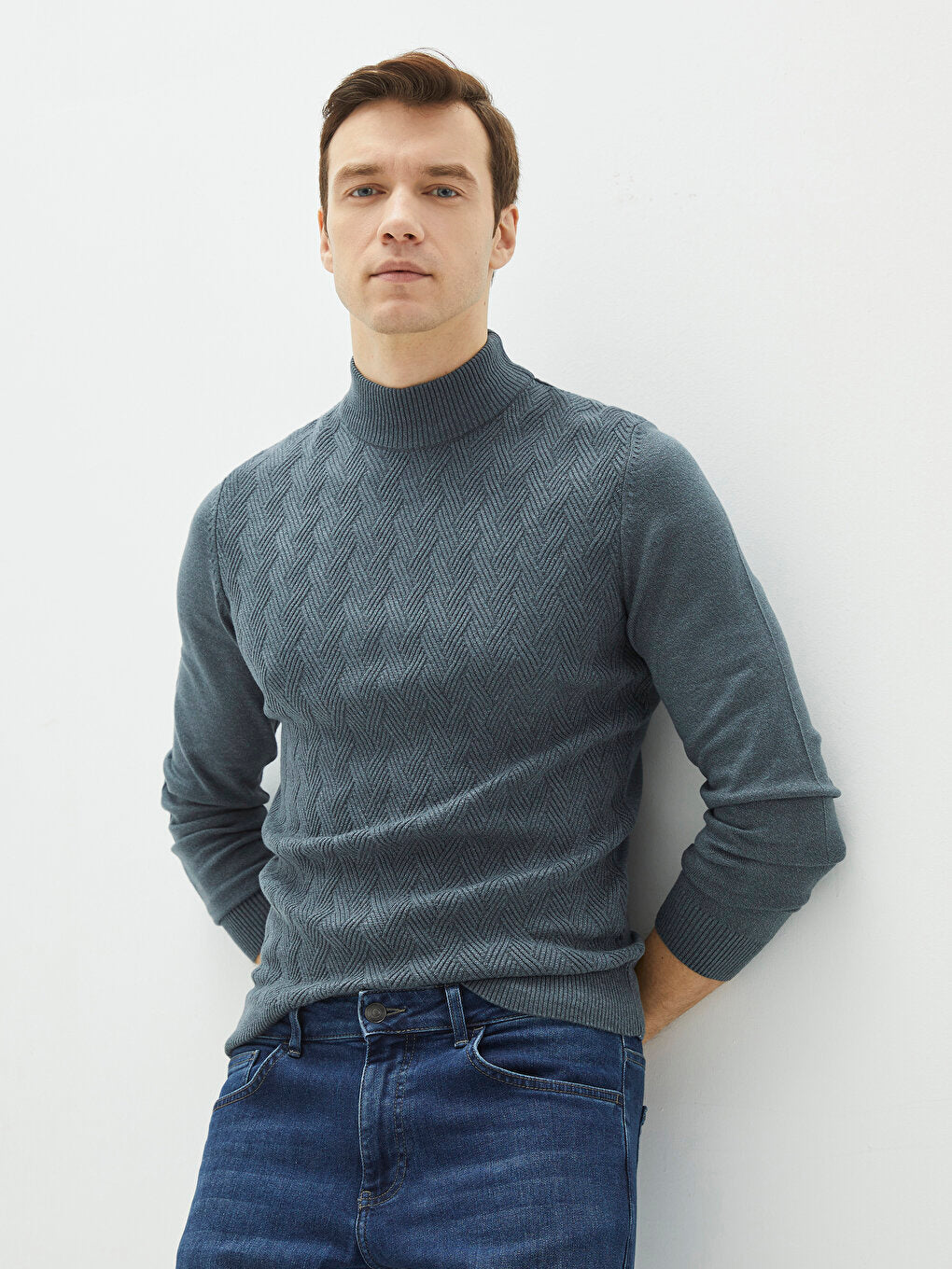 Half Turtleneck Long Sleeve Men's Knitwear Sweater