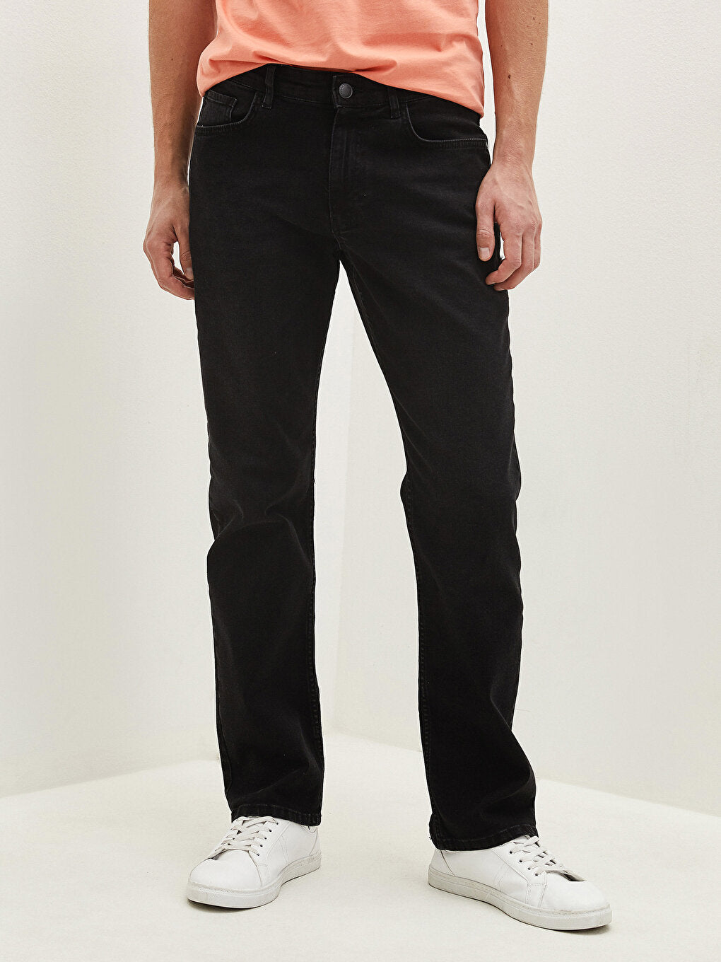 790 Comfortable Fit Men's Jean Trousers