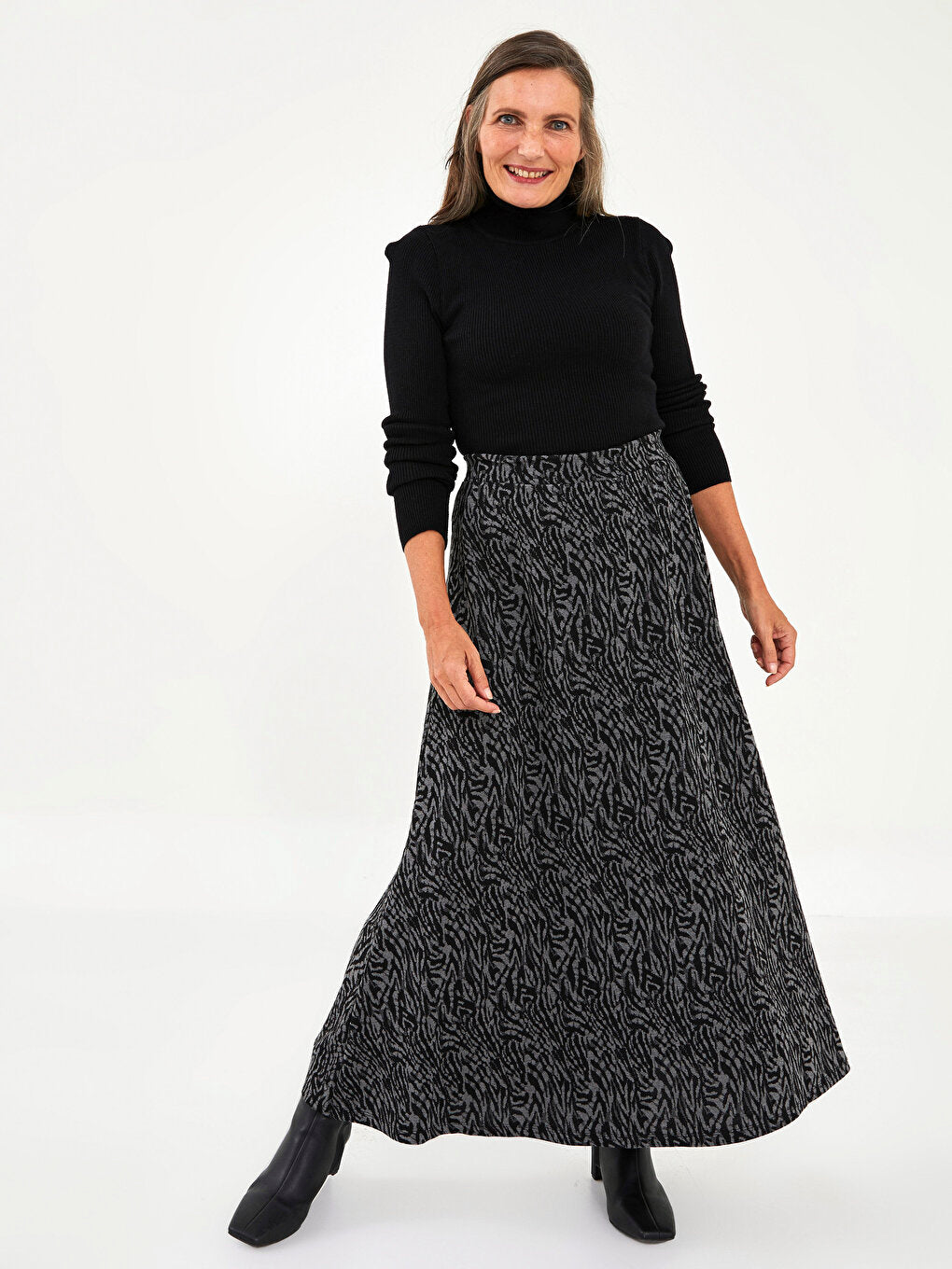 Patterned Ponte Fabric Women's Flared Skirt with Elastic Waist