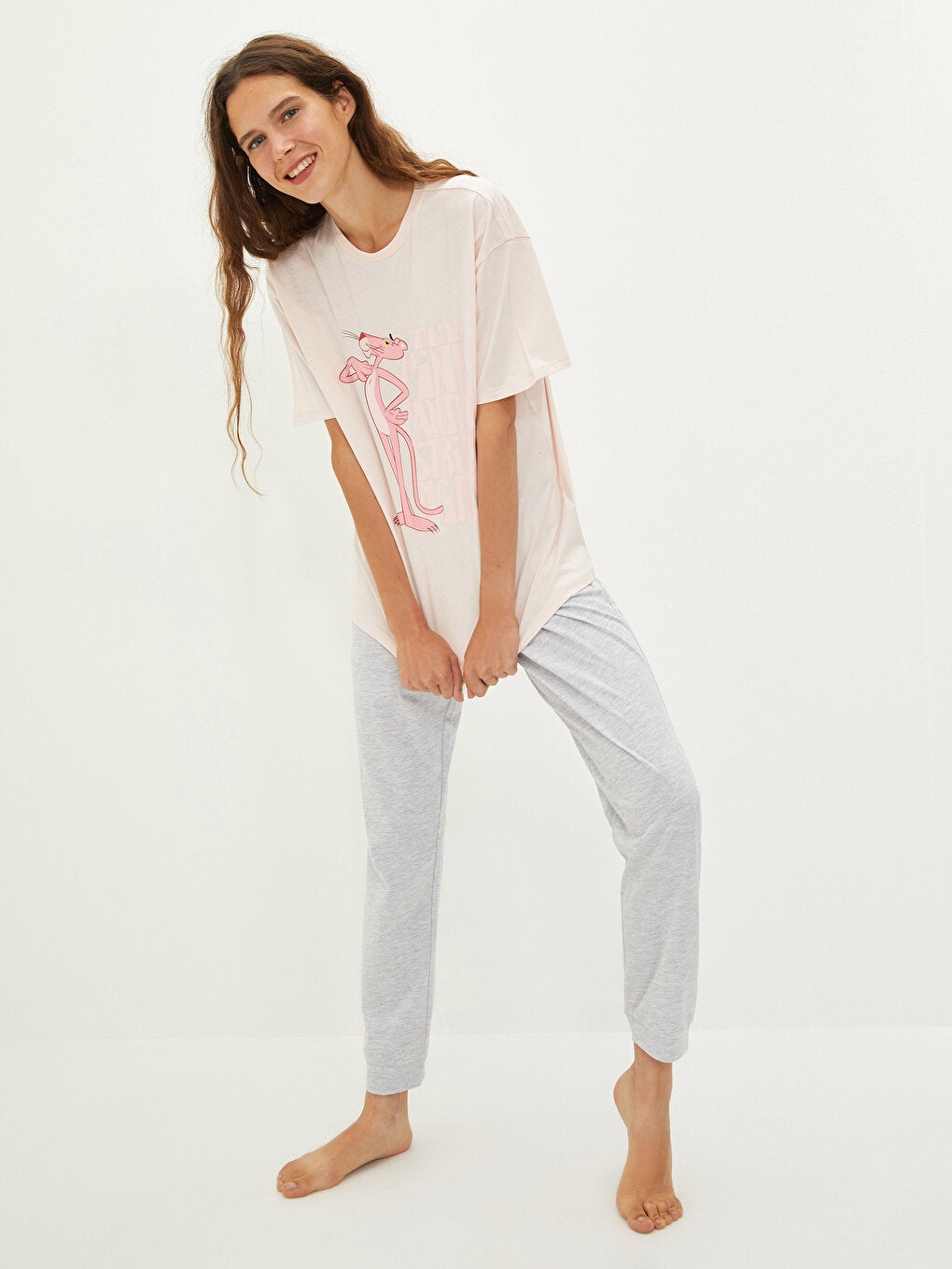 Crew Neck Pink Panther Printed Short Sleeve Women's Pajama Set