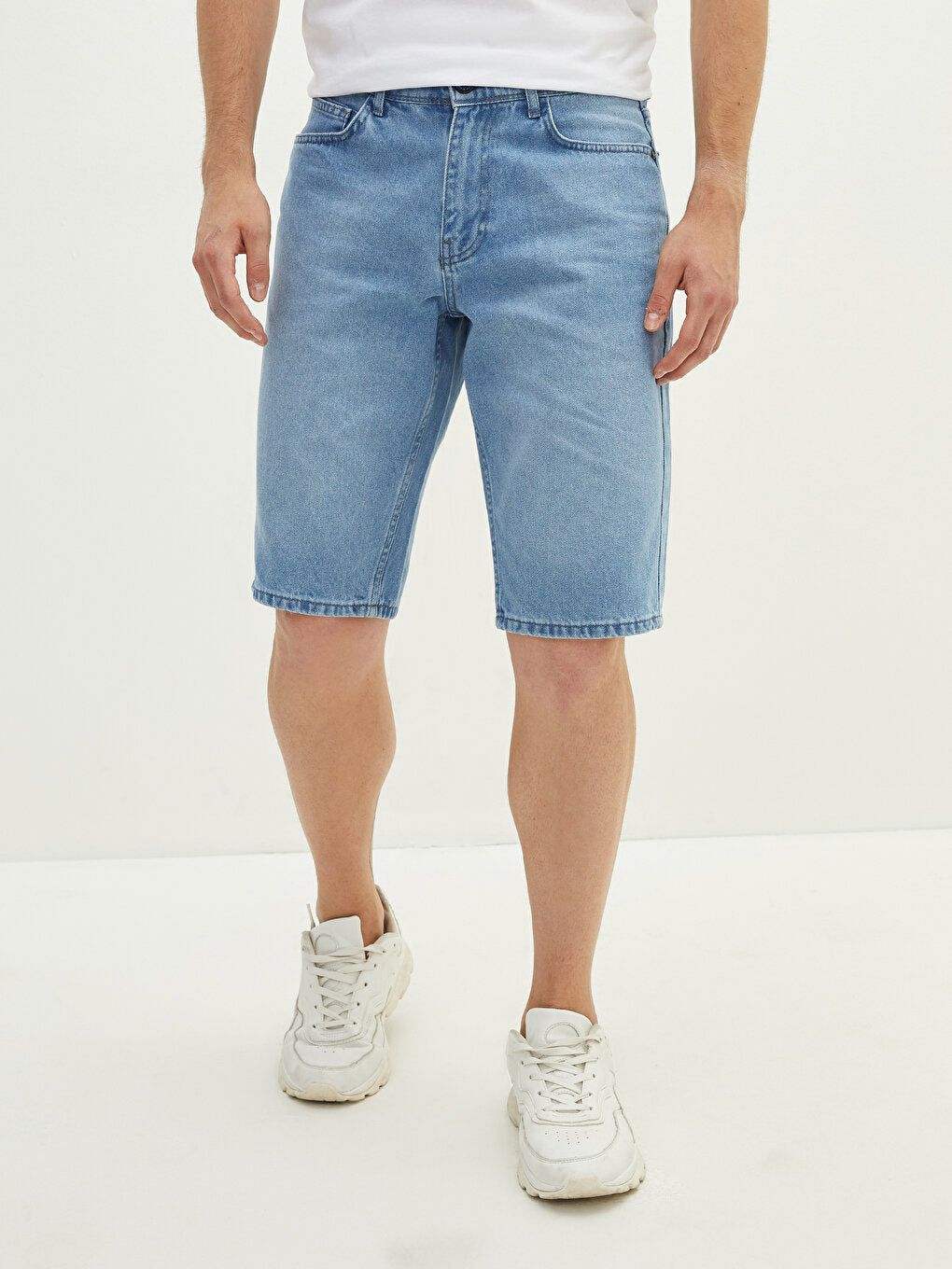 Standard Fit Bermuda Men's Jean Shorts