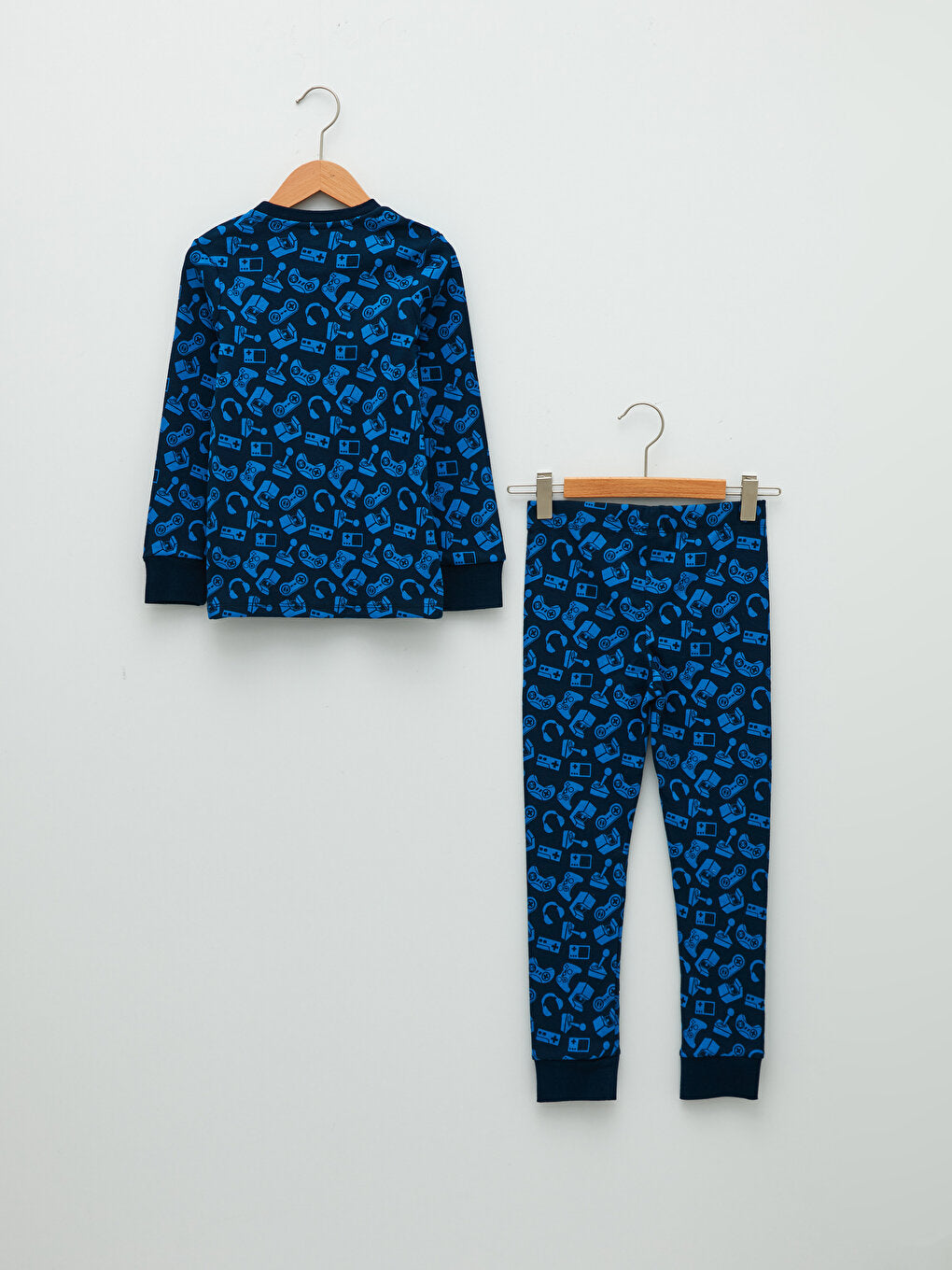 Crew Neck Printed Long Sleeve Boys Pajama Set