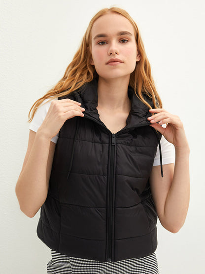 Hooded Collar Plain Pocket Detailed Women's Vest