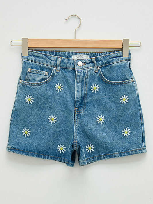 Slim Fit Floral Embroidered Women's Jean Shorts