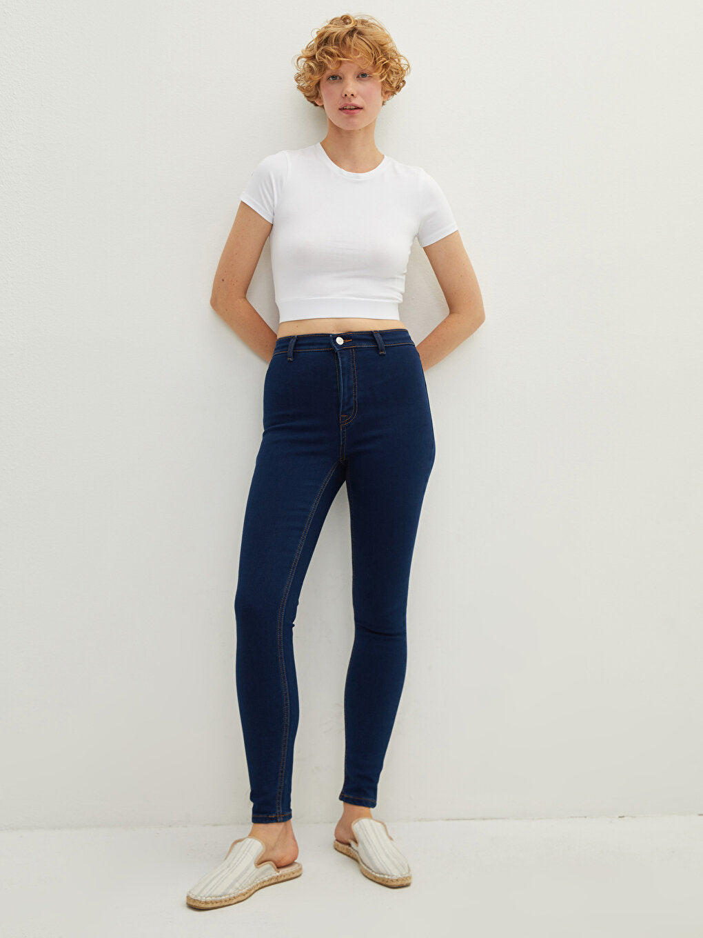 Ankle Length Super Skinny Women's Jean Trousers