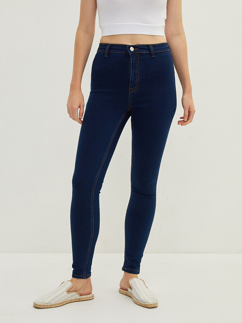 Ankle Length Super Skinny Women's Jean Trousers