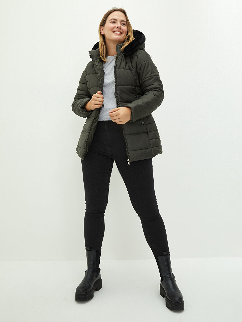 Hooded Plain Pocket Detailed Long Sleeve Women's Puffer Coat