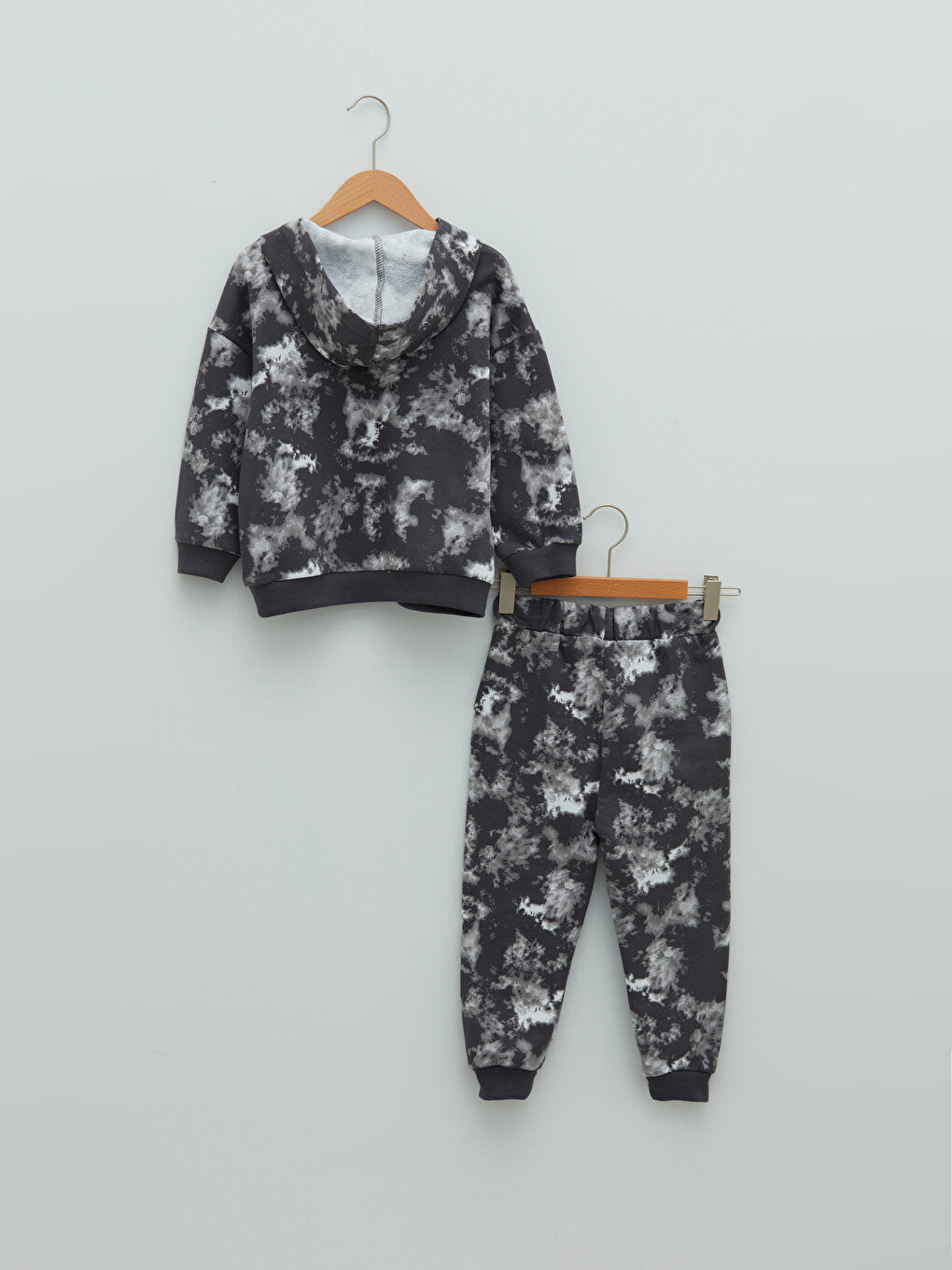 Hooded Batik Patterned Long Sleeve Baby Boy Sweatshirt and Tracksuit Bottom 2-Piece Set