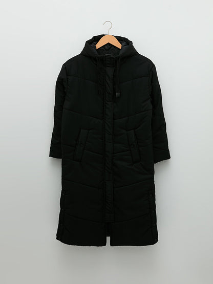 Hooded Women's Puffer Coat with Flat Pocket Detail