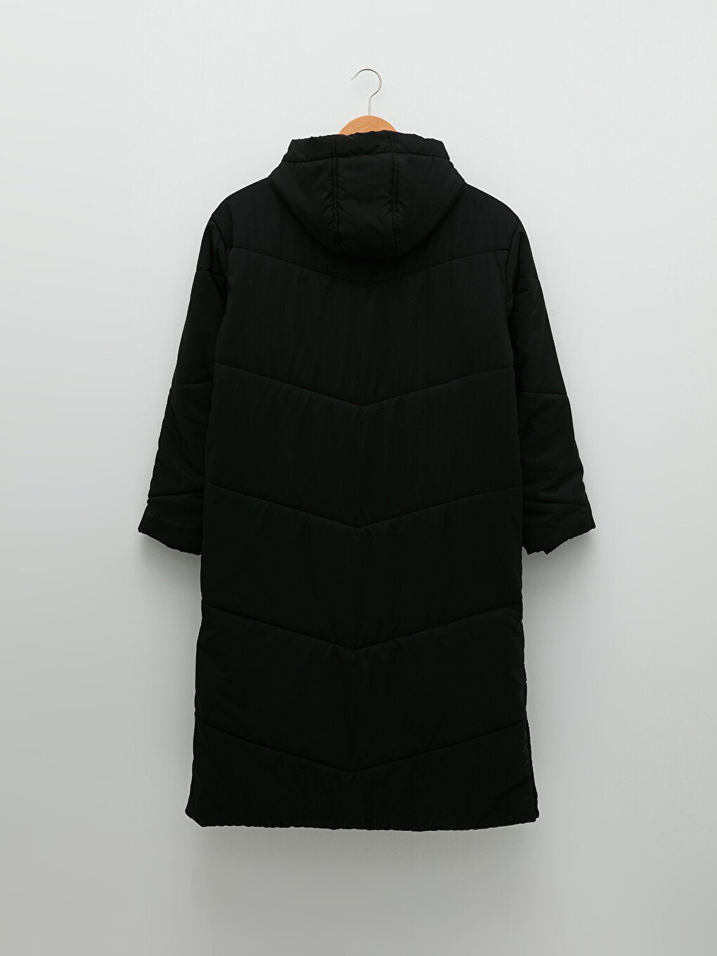 Hooded Women's Puffer Coat with Flat Pocket Detail