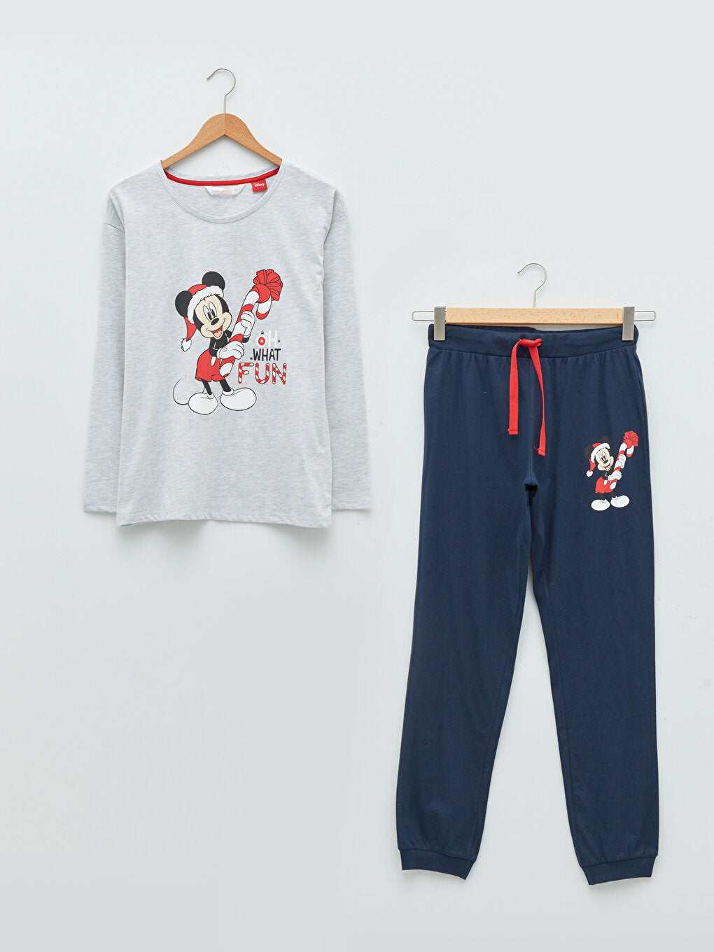 Crew Neck Mickey Mouse Printed New Year's Themed Long Sleeve Women's Pajama Set