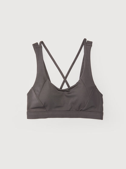 Non-wired, non-padded, plain sports bra