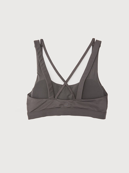 Non-wired, non-padded, plain sports bra