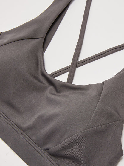 Non-wired, non-padded, plain sports bra