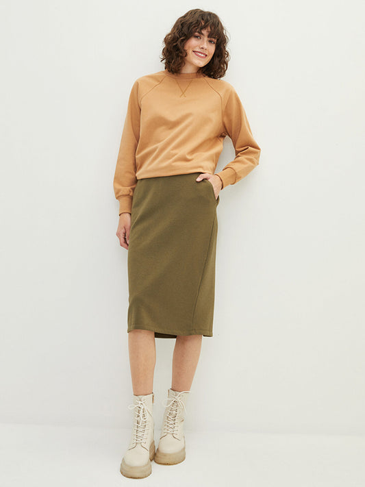 Women's Skirt with Elastic Waist Straight Pocket Detail