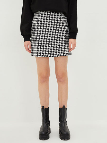 Houndstooth Patterned Poplin Women's Skirt with Zipper Waist