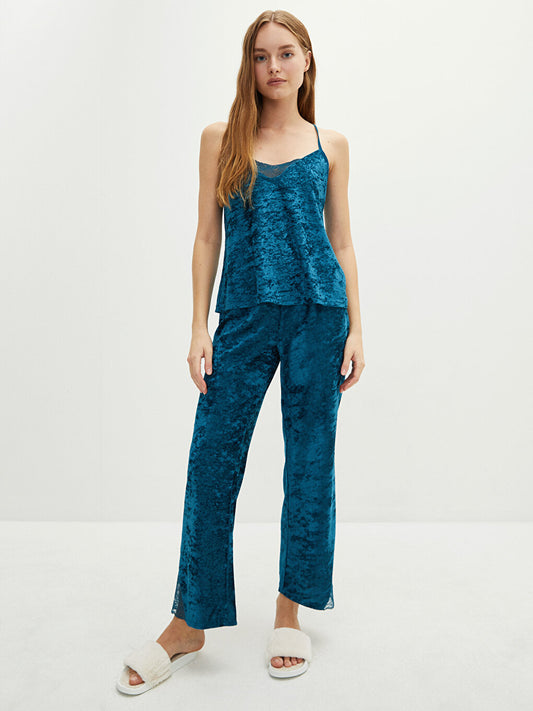 V-Neck Thin Strap Plain Velvet Women's Pajama Set