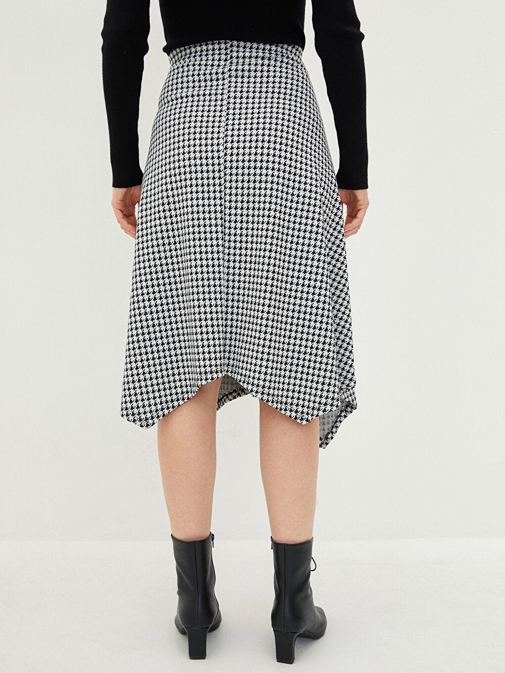 Belted Waist Houndstooth Patterned Asymmetric Cut Ponte Fabric Women's Skirt