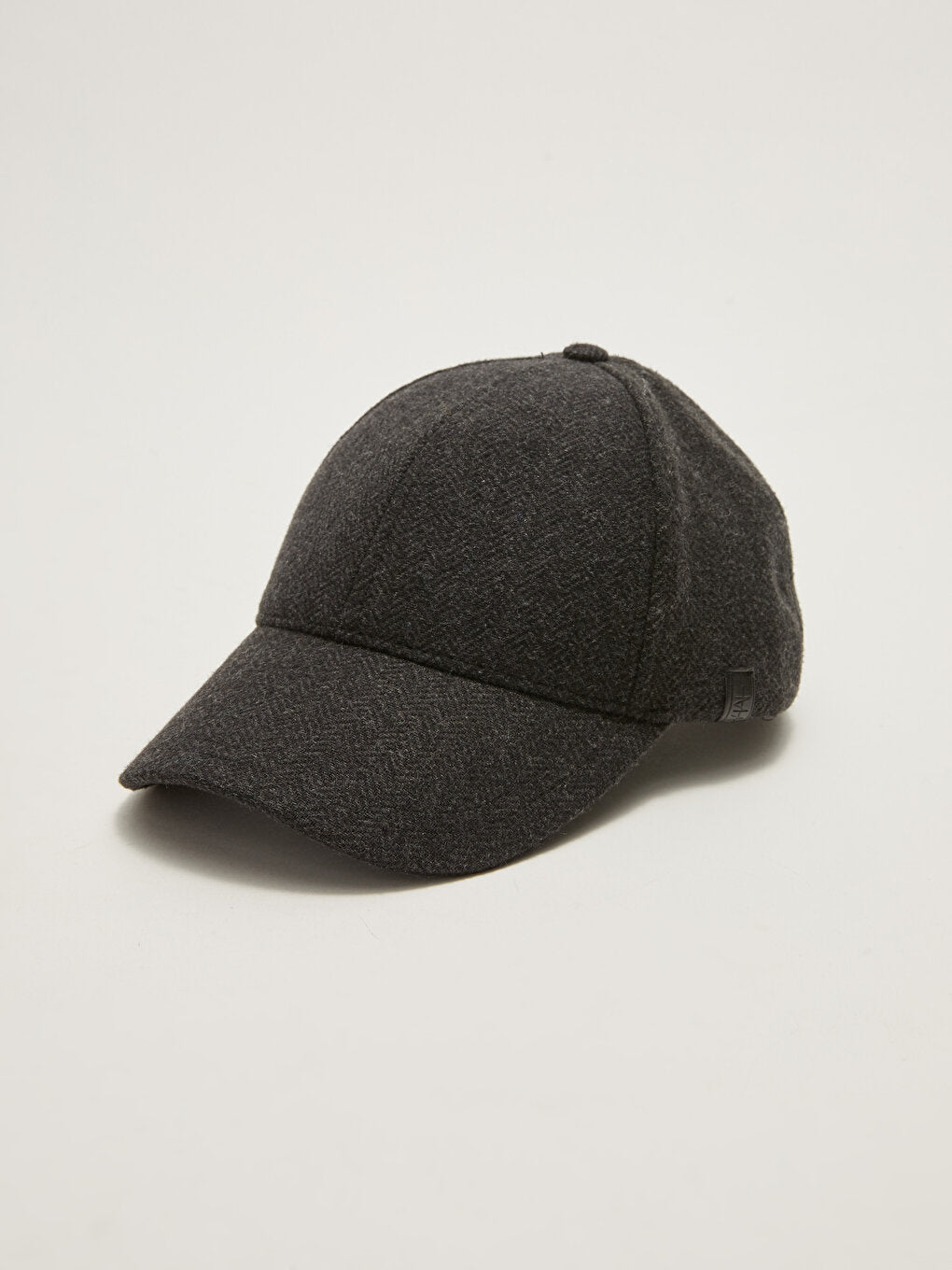 Men's Cap with Stitching Detail