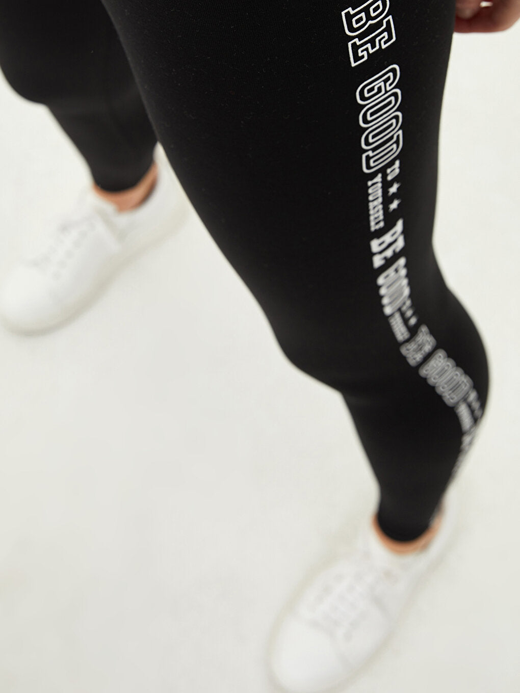 Printed Women's Leggings with Elastic Waist