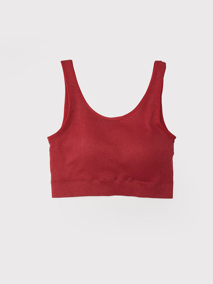 Non-wired, unpadded, seamless sports bra