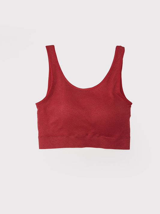 Non-wired, unpadded, seamless sports bra