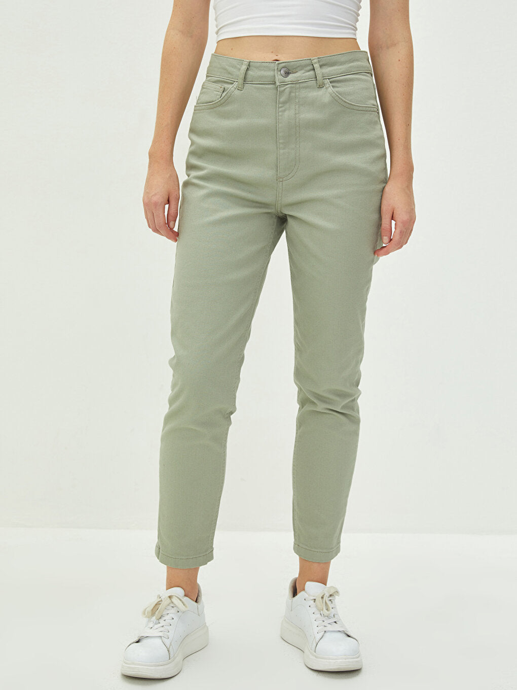 Slim Fit Women's Jean Trousers with Pocket Detail