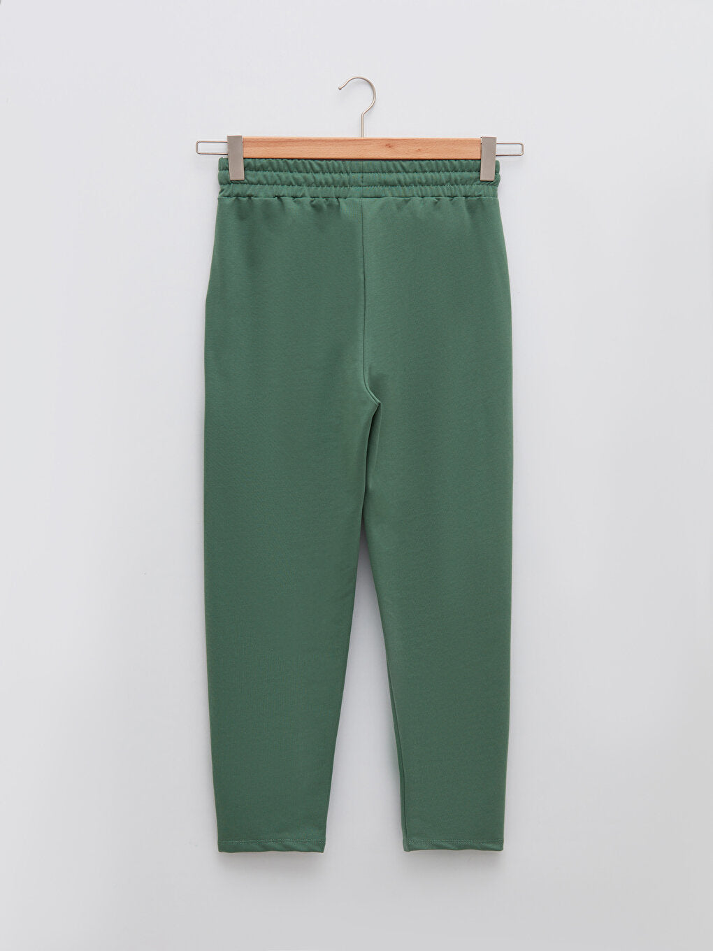 Women's Sweatpants with Elastic Waist and Flat Pocket Detail