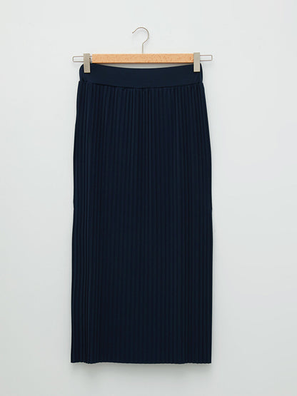 Plain Unlined Women's Pleated Skirt with Elastic Waist