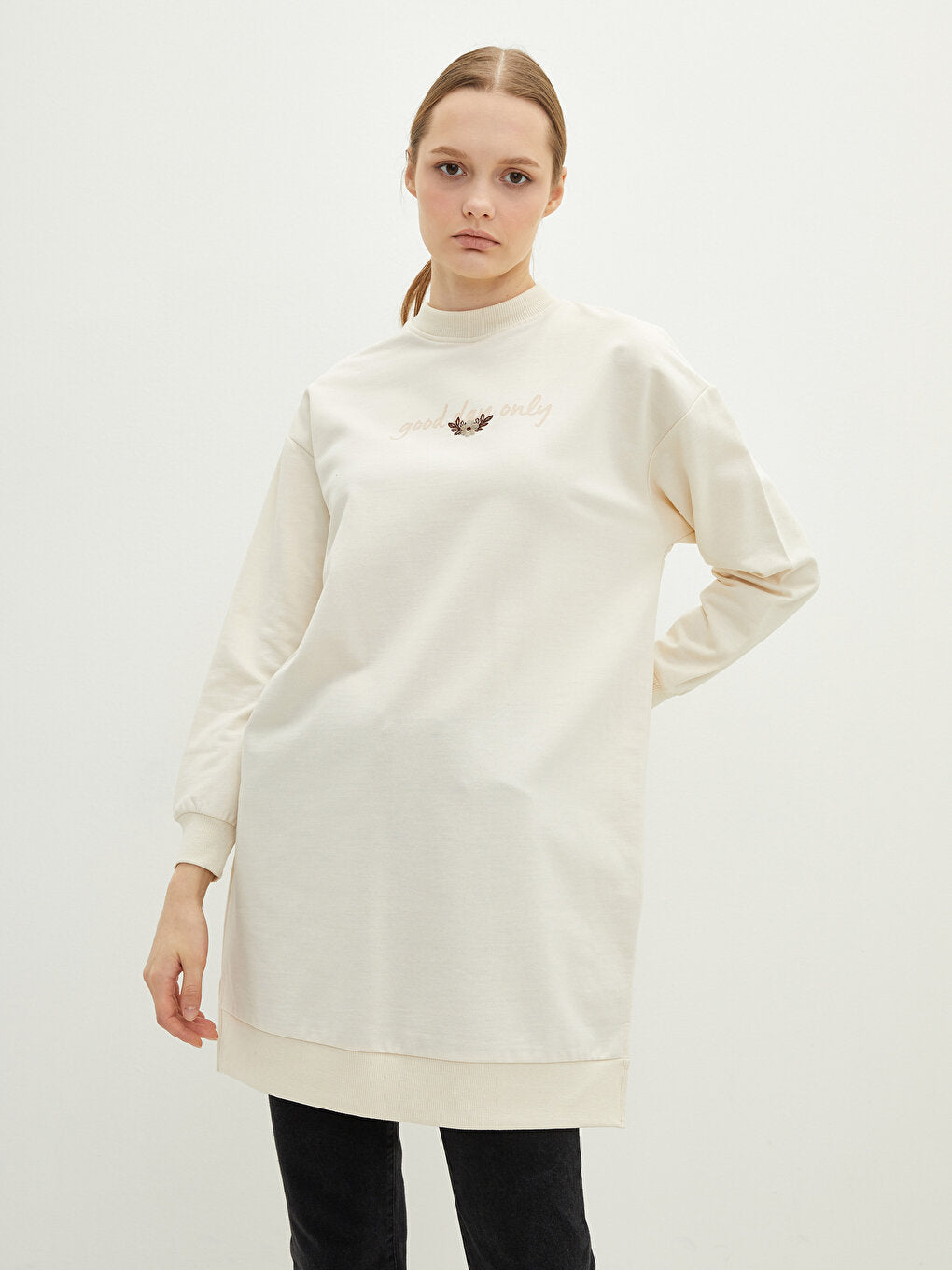 High Collar Embroidered Long Sleeve Women's Sweatshirt Tunic