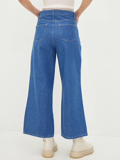 Women's Standard Fit Pocket Detailed Straight Jean Trousers