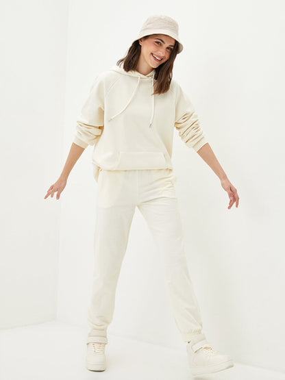 Women's Jogger Sweatpants with Elastic Waist and Flat Pocket Detail