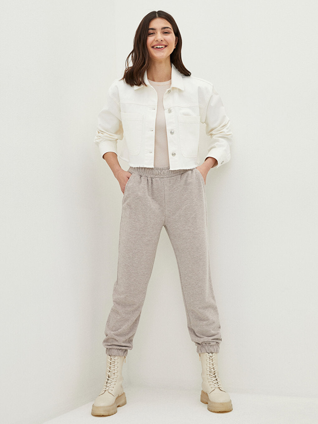 Women's Jogger Sweatpants with Elastic Waist and Flat Pocket Detail