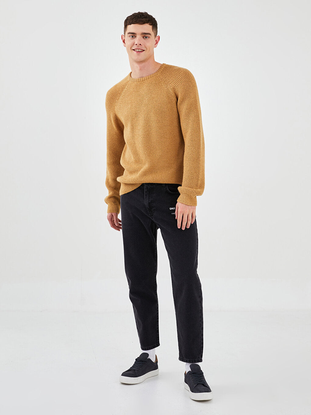 Crew Neck Long Sleeve Men's Knitwear Sweater