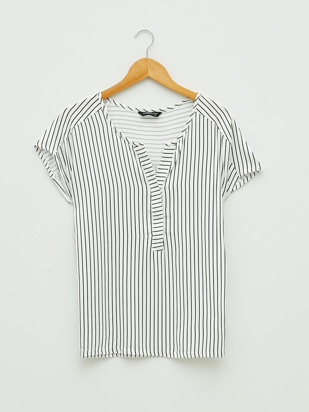 Loose Neck Striped Short Sleeve Viscose Women's Blouse