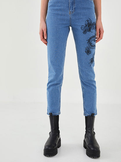 Comfortable Fit Printed Pocket Detailed Women's Jean Trousers