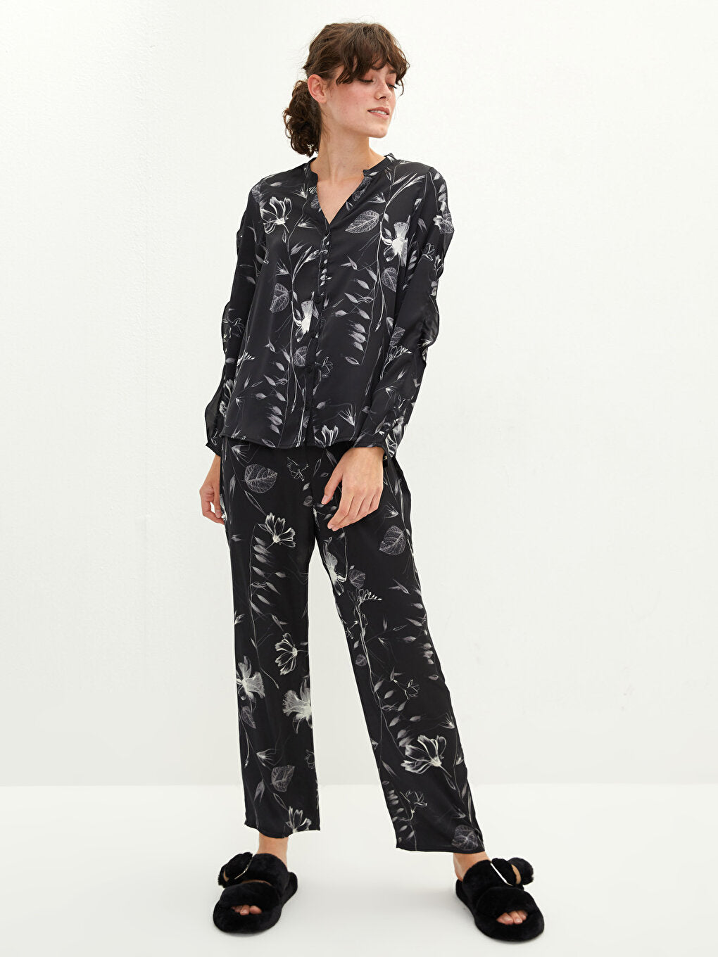 Wacky Lapel Floral Long Sleeve Satin Women's Pajama Set