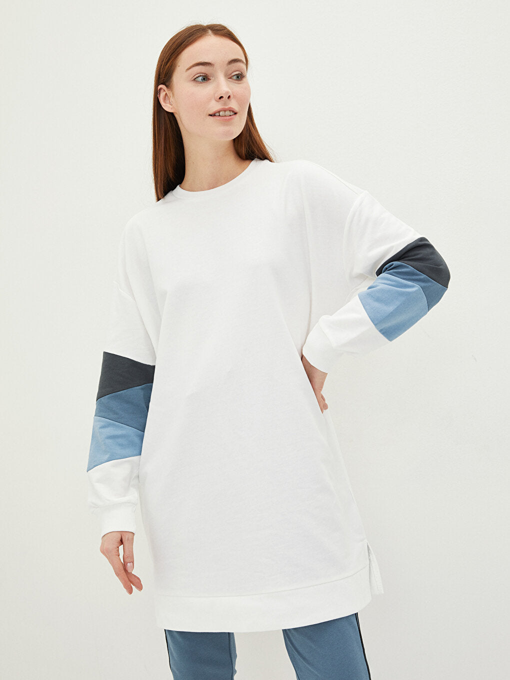 Crew Neck Color Blocked Long Sleeve Women's Sweatshirt Tunic