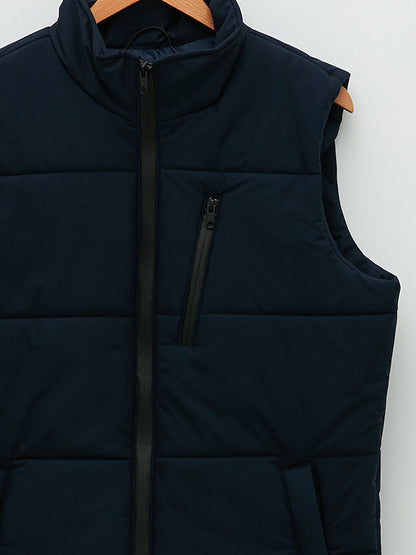 Standard Mold Stand Collar Men's Puffer Vest