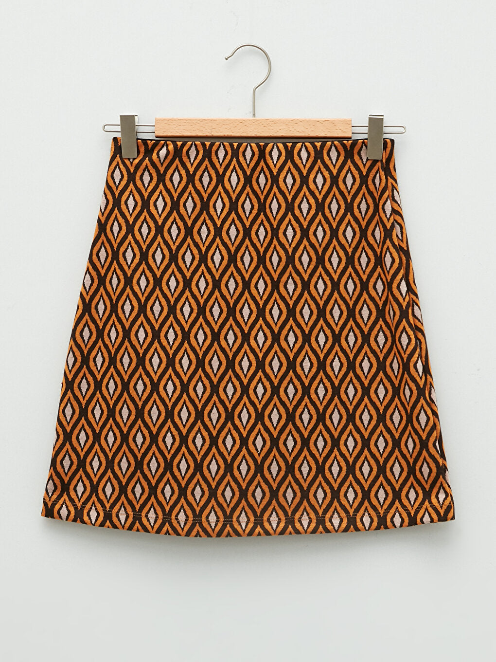 X-SIDE x Aleyna Kalaycıoğlu Women's Skirt - Zippered Waist Standard Fit Patterned